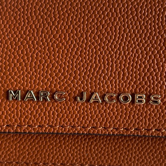 Mini Marc Jacob’s Trifold Wallet - Picture 6 of 8